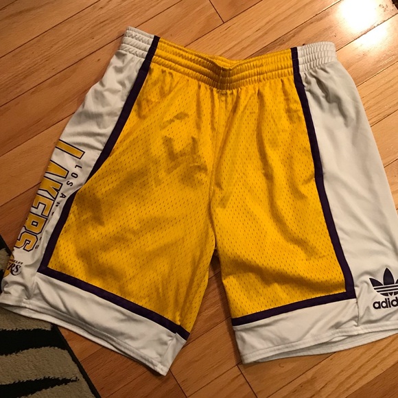 adidas Other - Vintage Lakers shorts sz large